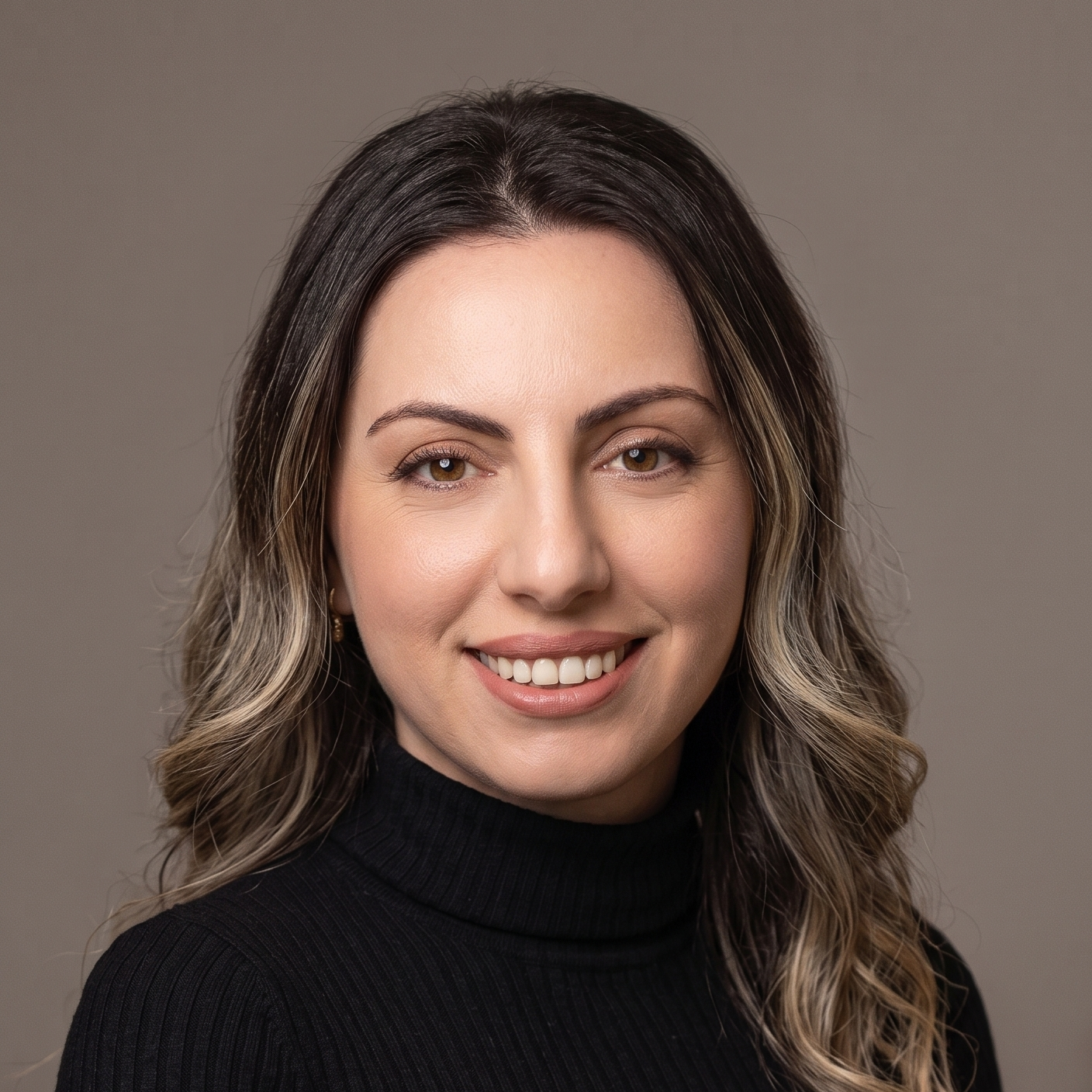 Elsa, Managing Director